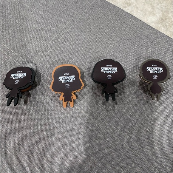 Stranger Things magnets, from mystery pouch. Set of 4 - Picture 5 of 7